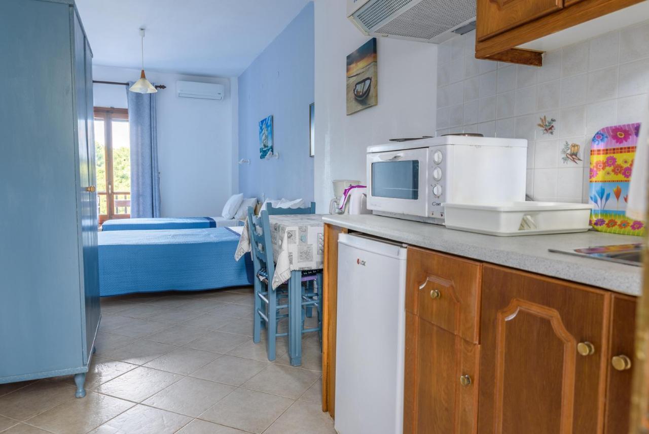 Studios Avra Agios Georgios  Buitenkant foto