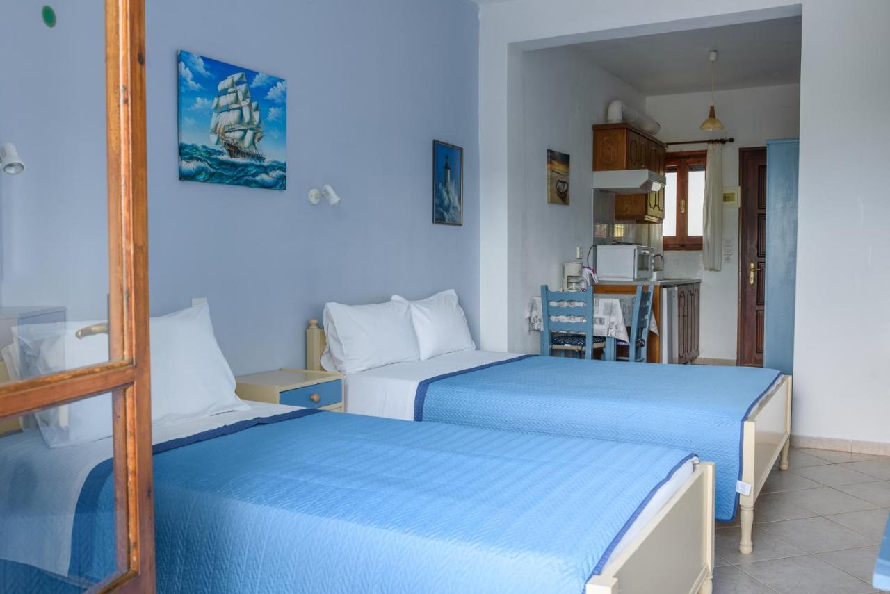 Studios Avra Agios Georgios  Buitenkant foto