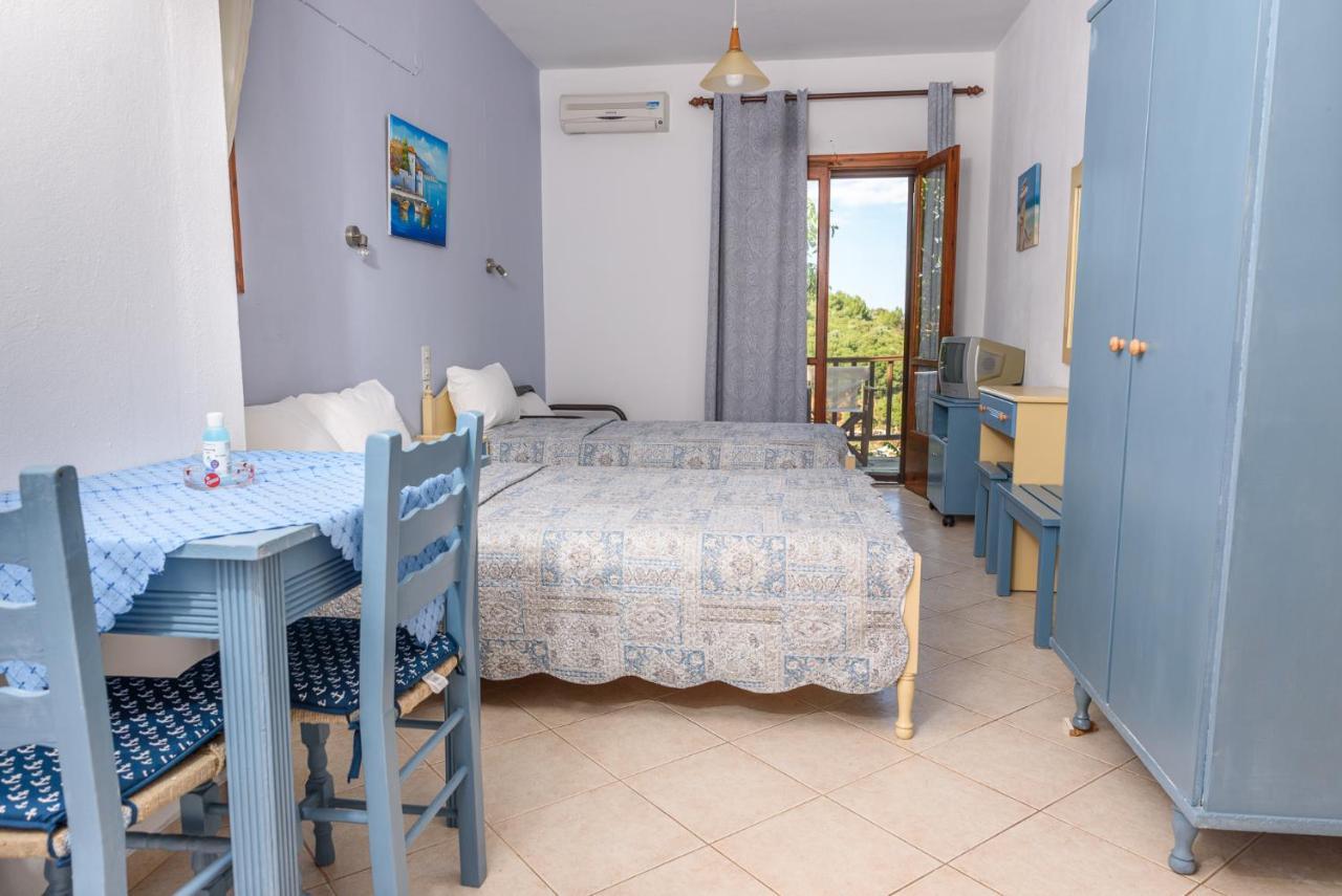 Studios Avra Agios Georgios  Buitenkant foto