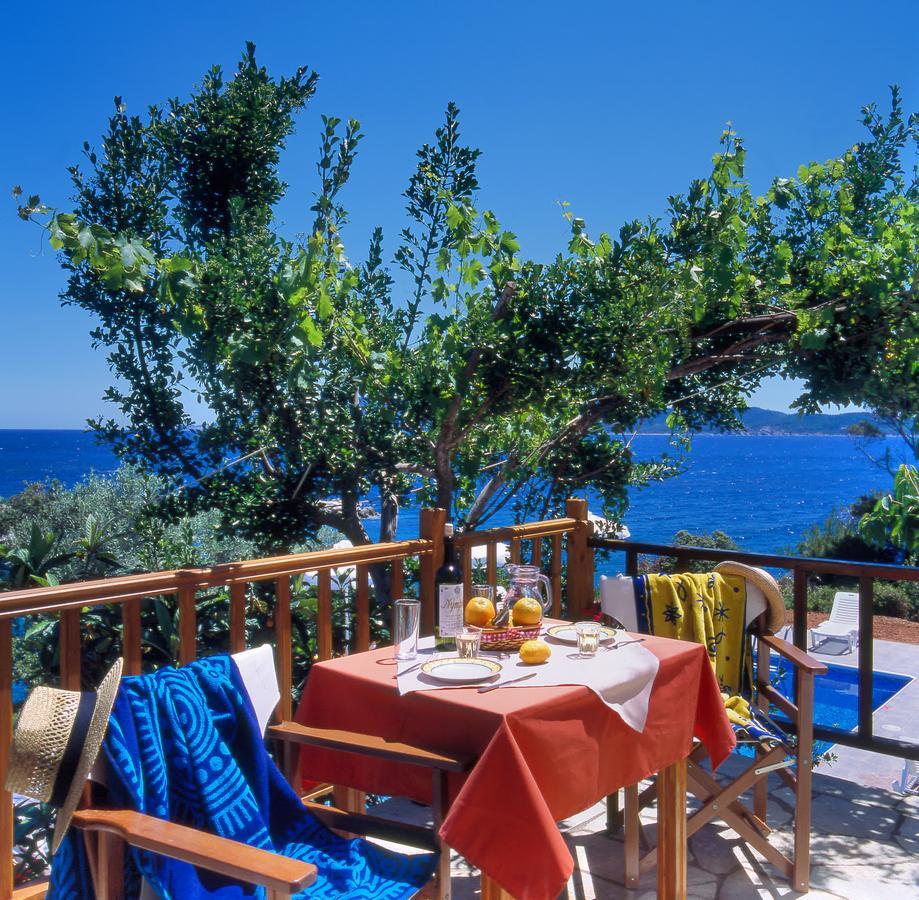 Studios Avra Agios Georgios  Buitenkant foto