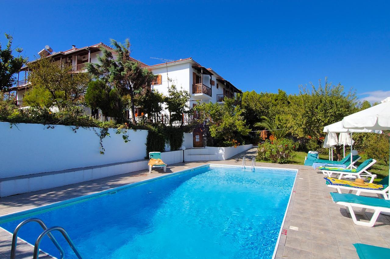 Studios Avra Agios Georgios  Buitenkant foto
