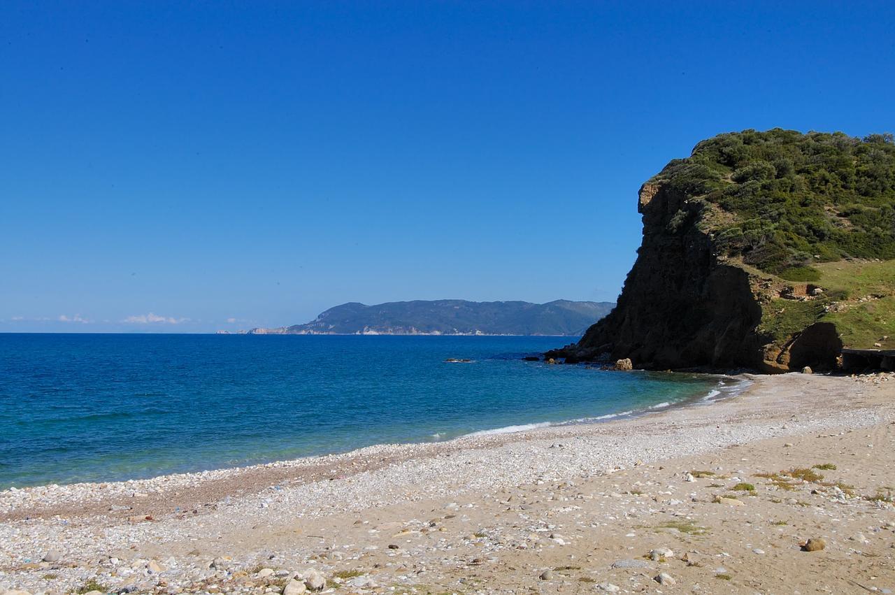 Studios Avra Agios Georgios  Buitenkant foto