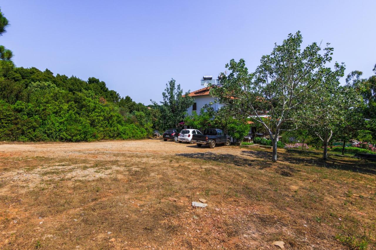 Studios Avra Agios Georgios  Buitenkant foto