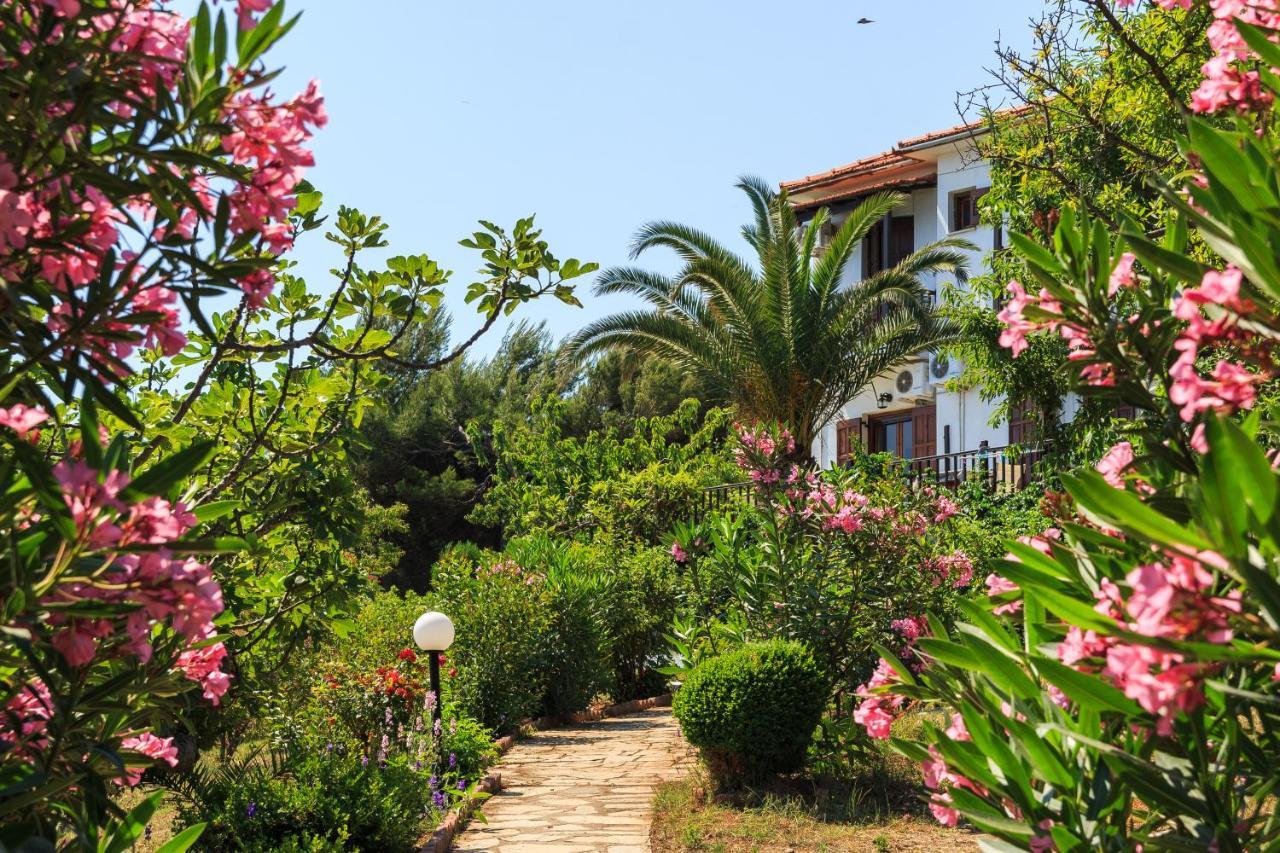 Studios Avra Agios Georgios  Buitenkant foto