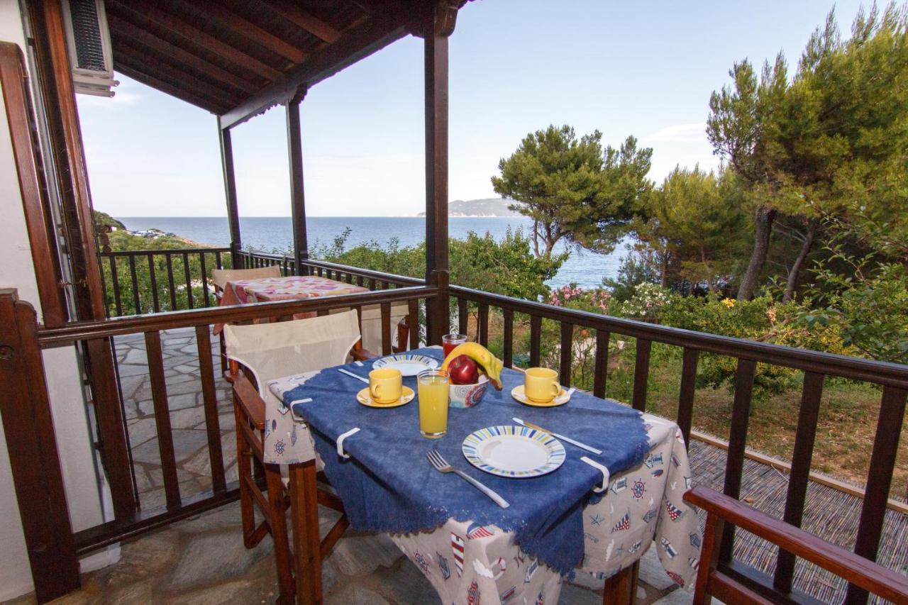 Studios Avra Agios Georgios  Buitenkant foto