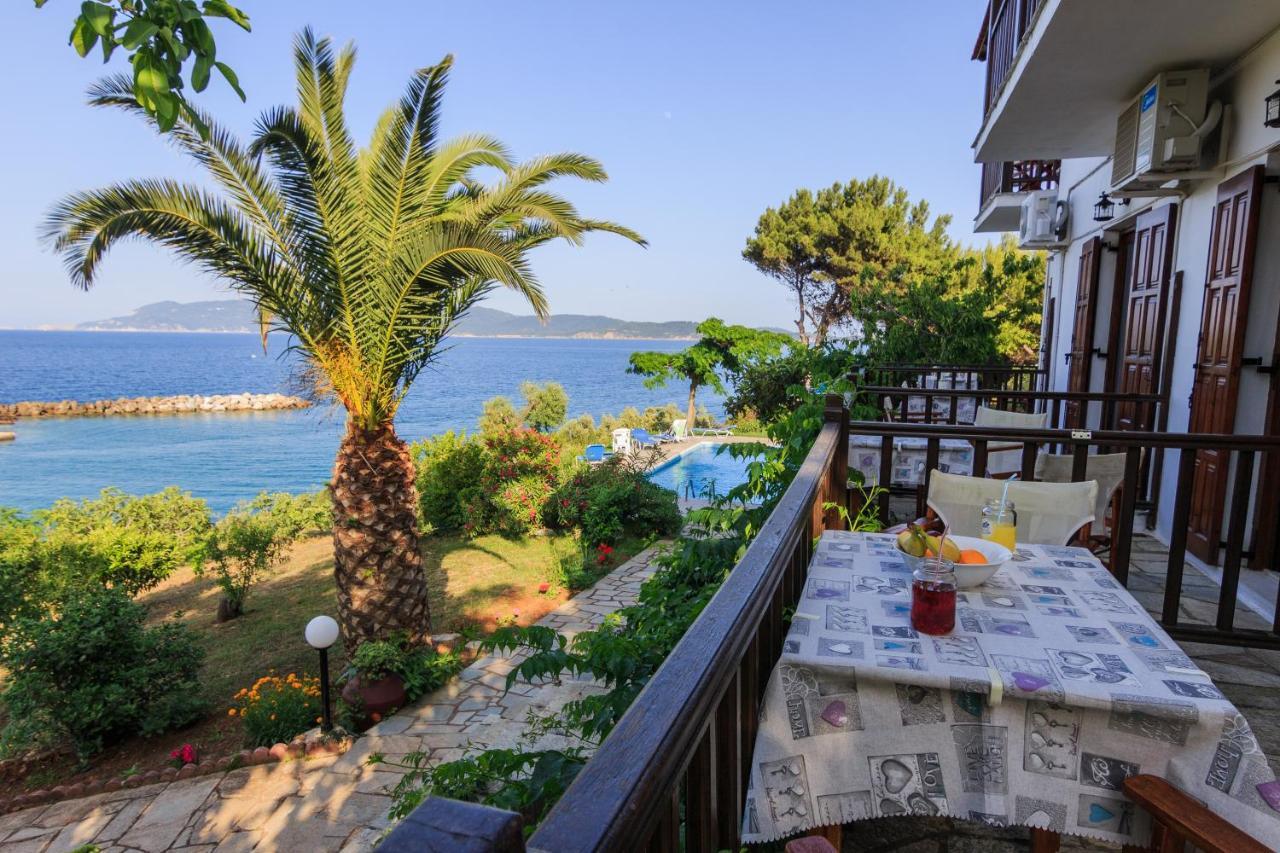 Studios Avra Agios Georgios  Buitenkant foto